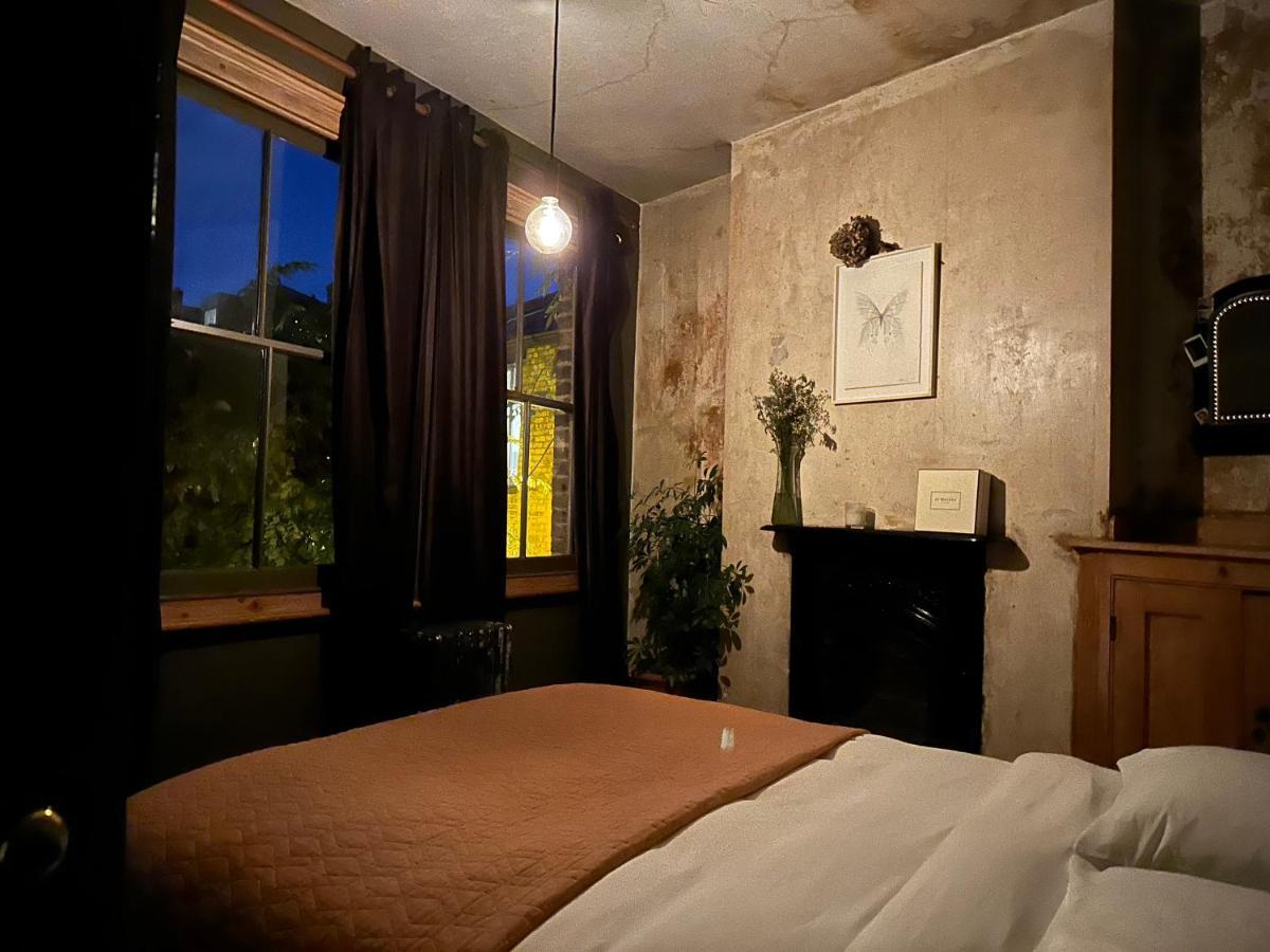Campania & Jones House Дом отдыха *